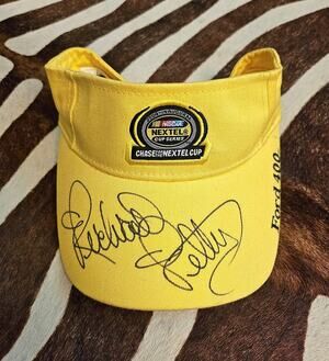 VINTAGE Richard Petty Autographed 2004 Nextel NASCAR Visor